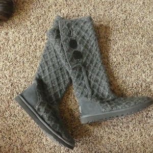 UGG Cardy Lattice Boots - LIKE NEW!